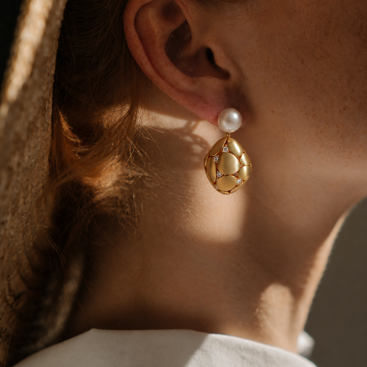 petal drop pearl earrings