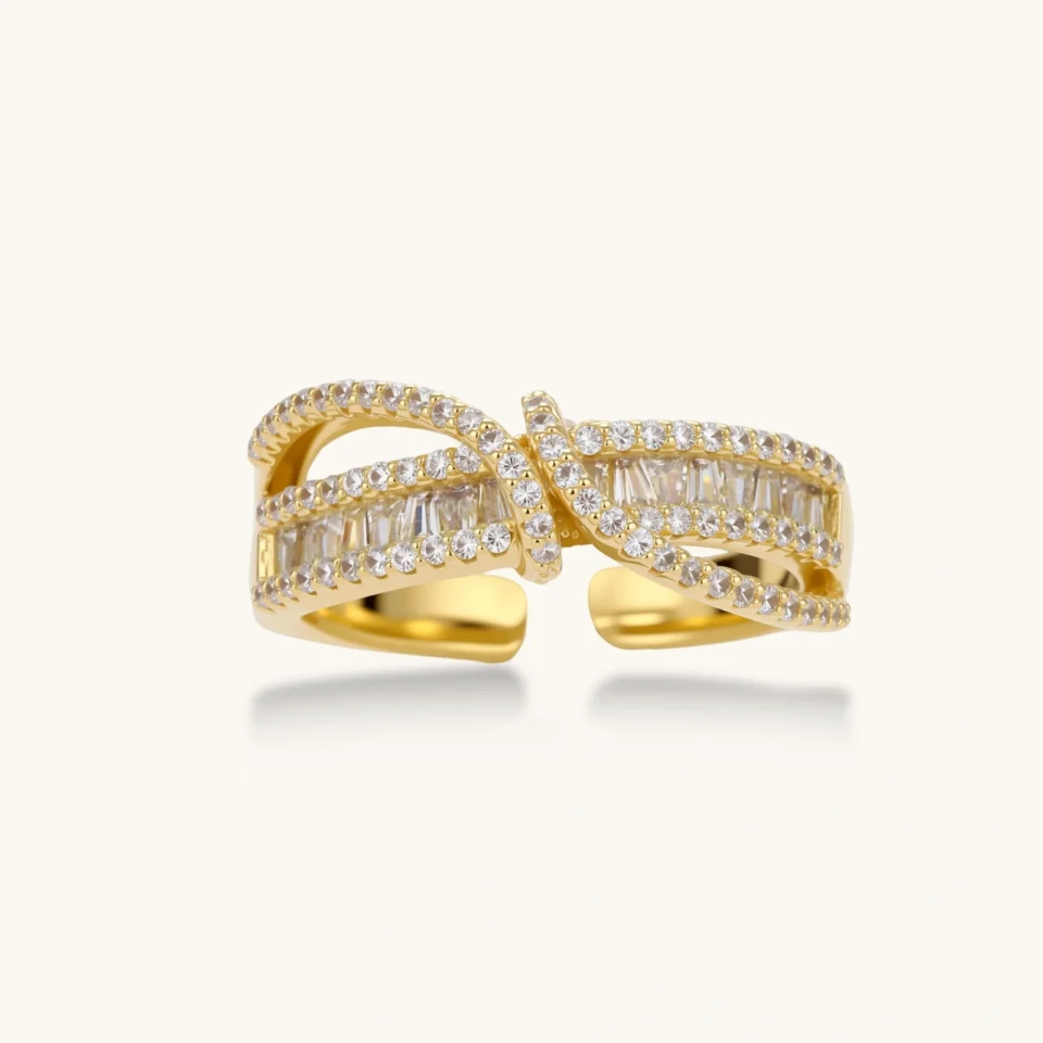 Lemniscate Twist Ring